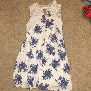 Flower/lace dress